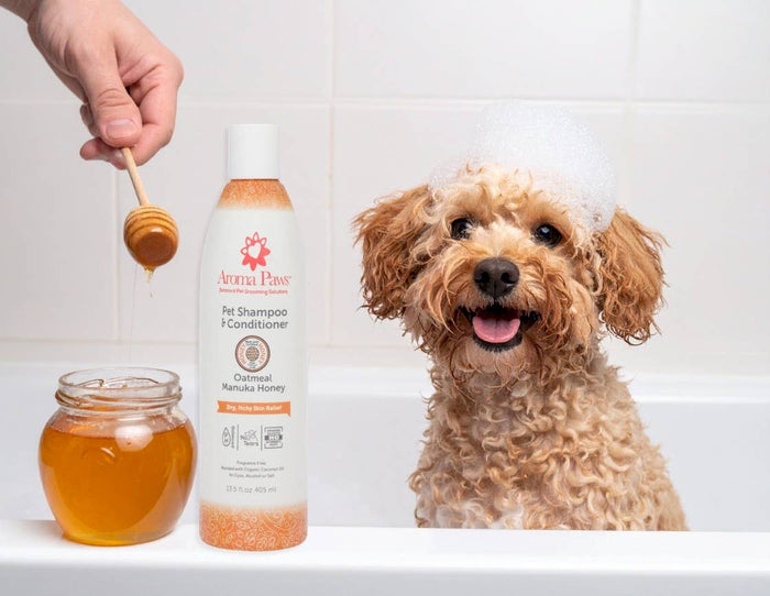 Aroma Paws - Oatmeal Manuka Honey Dog Shampoo & Conditioner in One - Dog.Dog.Cat.
