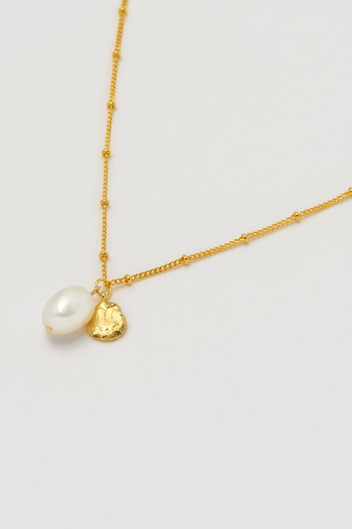 Double Charm Textured Coin and Baroque Pearl Necklace