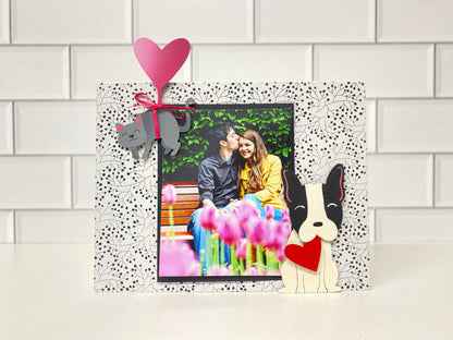 Easel w/ Kickstd 8.5x6.5 White/Black Berries Pattern