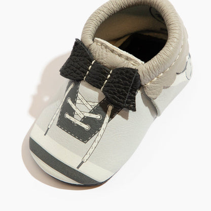 (Coming Soon) Ice Ice Baby Bow Baby Shoe Bow Mocc Soft Sole