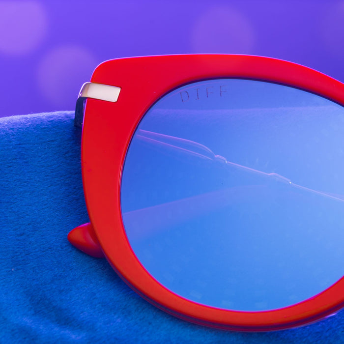 harry potter x diff eyewear detailed shot of luna lovegood sunglasses