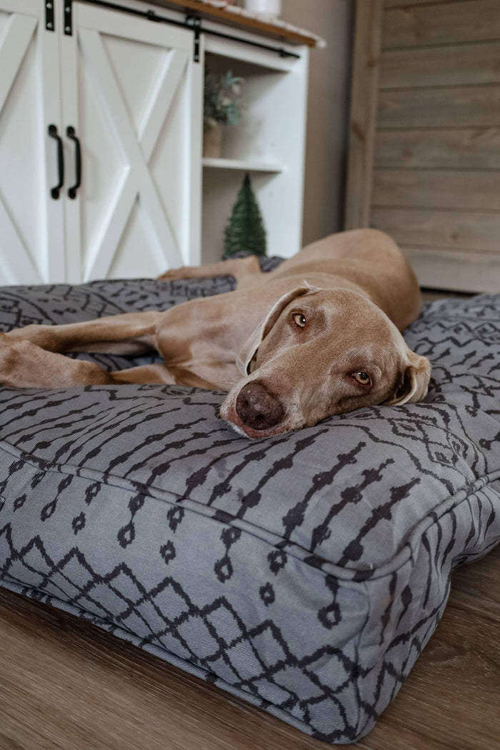 Molly Mutt - Wild World Dog Duvet - Dog.Dog.Cat.
