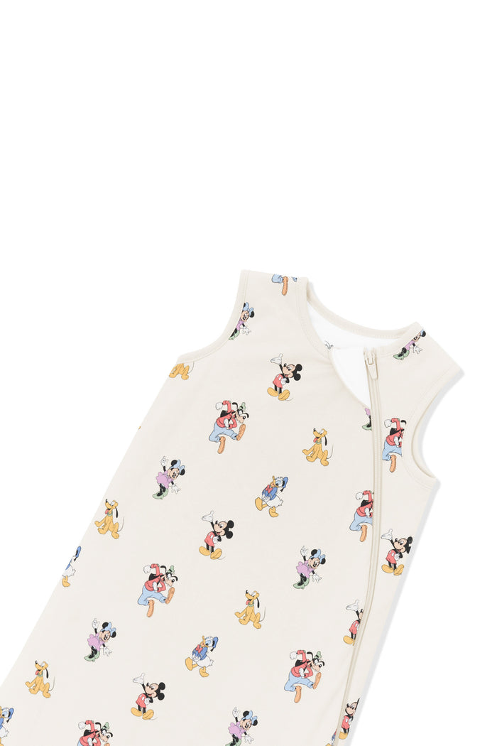 Zipper of Sleep Bag in Mickey Mouse and Friends print on an oat background